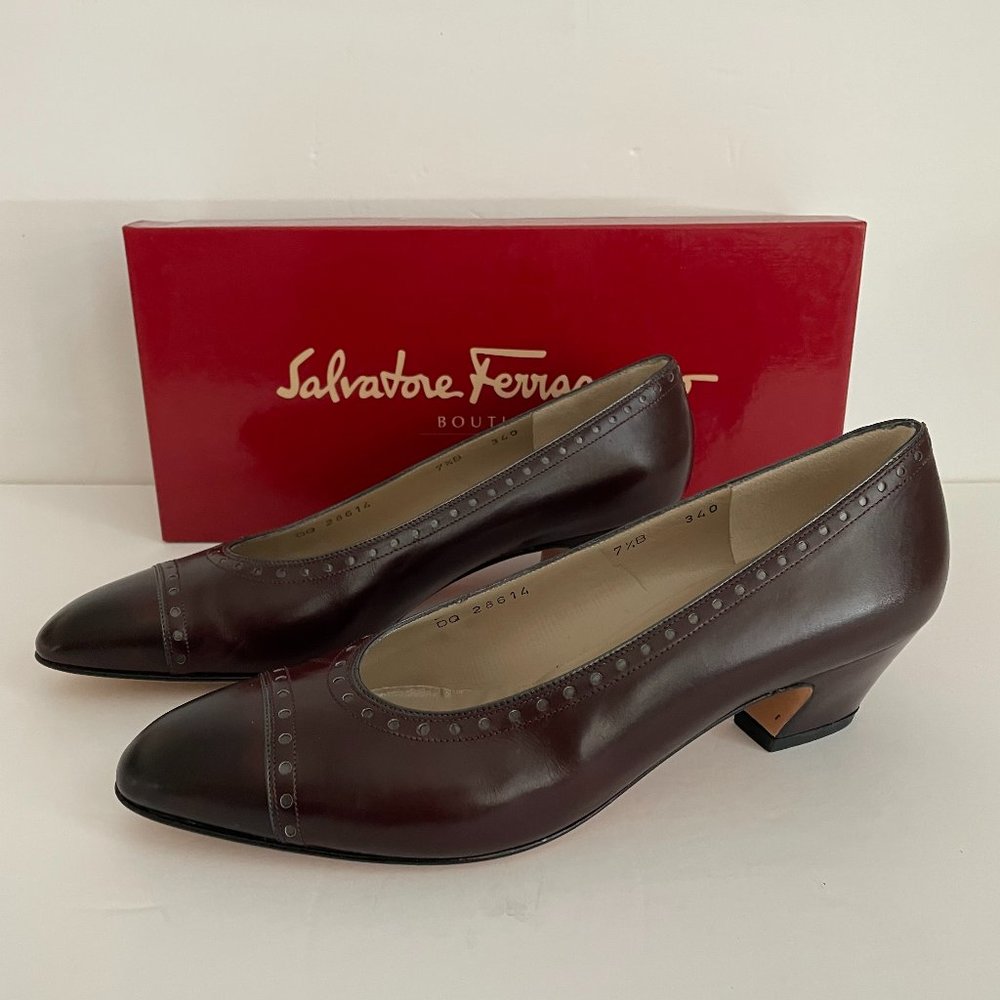 SALVATORE FERRAGAMO Dracma Pump, Burgundy , 2.0” Heel, Size 7.5 B, NWOT